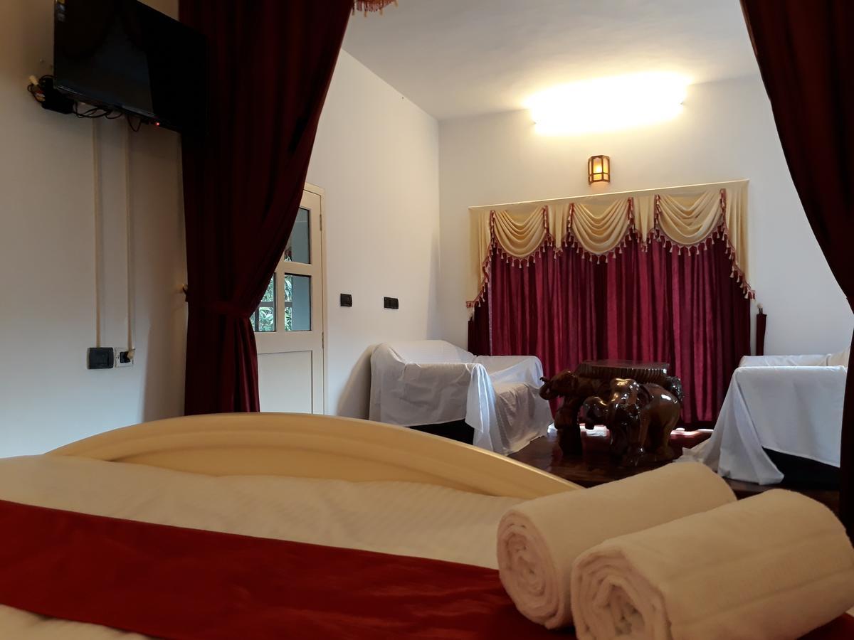 Hotel Golden Green Munnar Exteriér fotografie